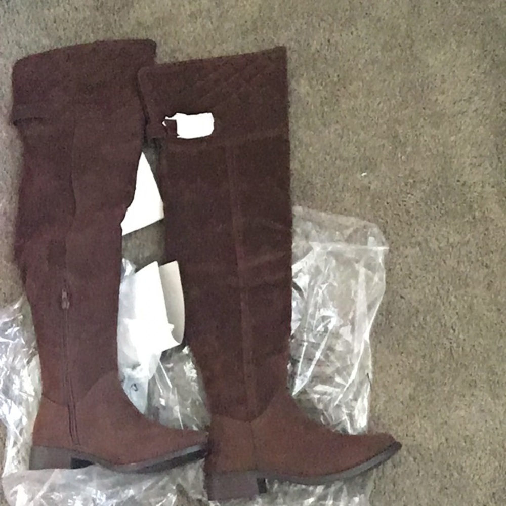 Boots news shoedazzle